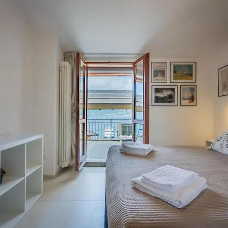 Marble House Apartmán